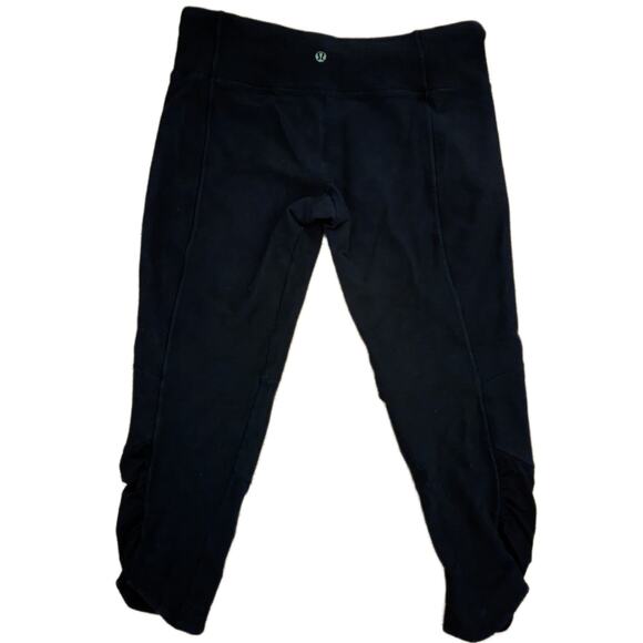 Lululemon Athletica Venus Cropped Ruched Yoga Running Gym Leggings - Picture 1 of 3
